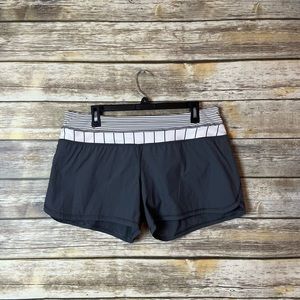 Lululemon Groovy Run Short Soot Light / Slalom Stripe Angel Wing / Hyper Stripe